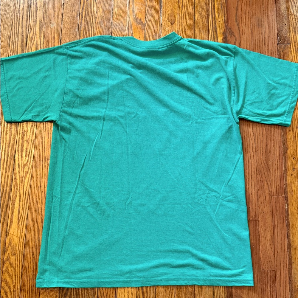 90’s “Mom Is Love” Vintage T-Shirt - Picture 7 of 9
